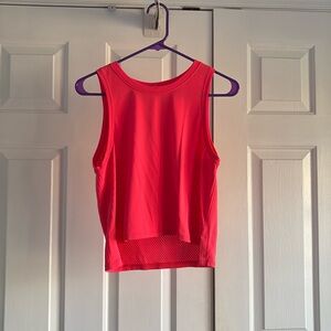 Lululemon train to be tank